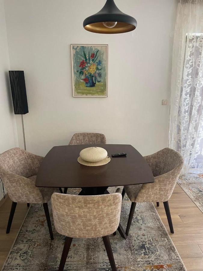 Reina Apartman Petrovac Kültér fotó