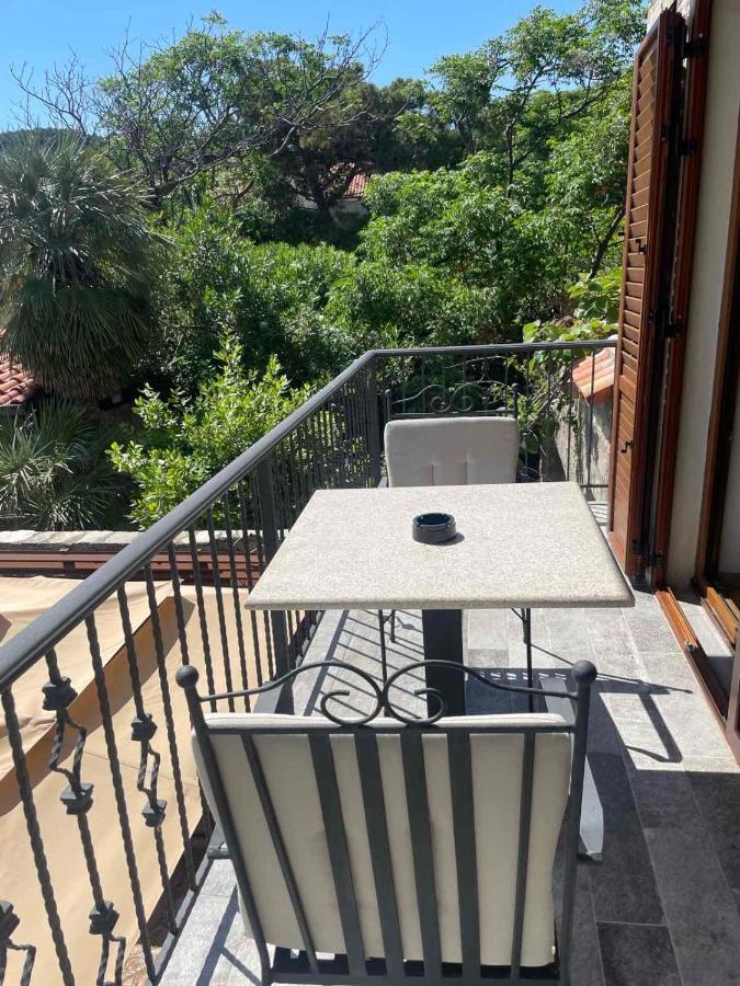 Reina Apartman Petrovac Kültér fotó