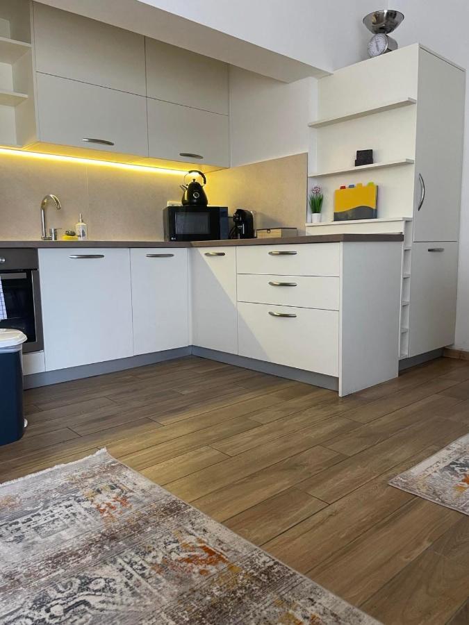 Reina Apartman Petrovac Kültér fotó