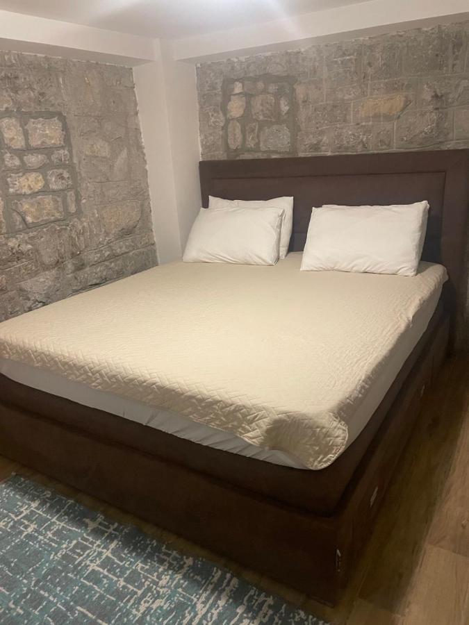 Reina Apartman Petrovac Kültér fotó