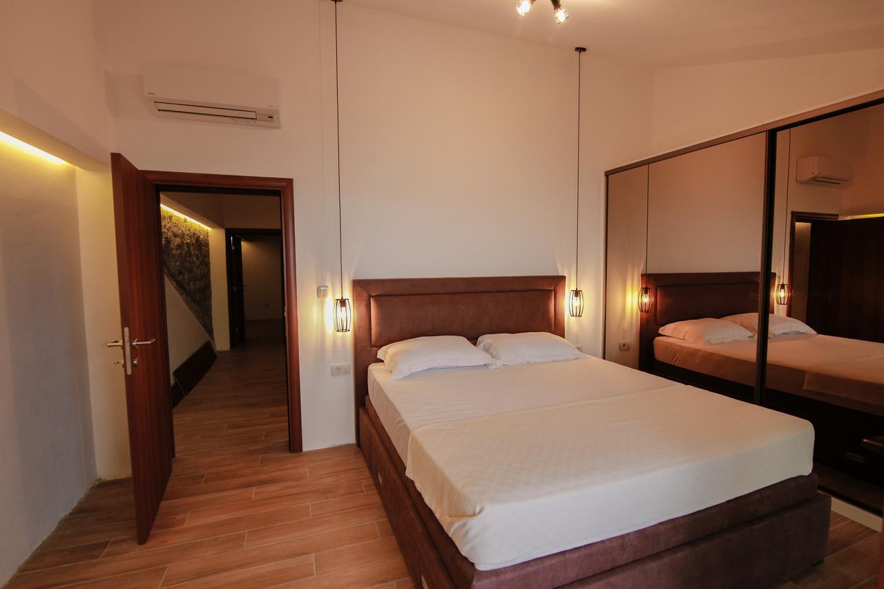 Reina Apartman Petrovac Kültér fotó